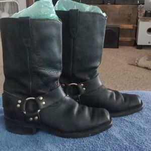 🧘 Men's Durango leather biker boots